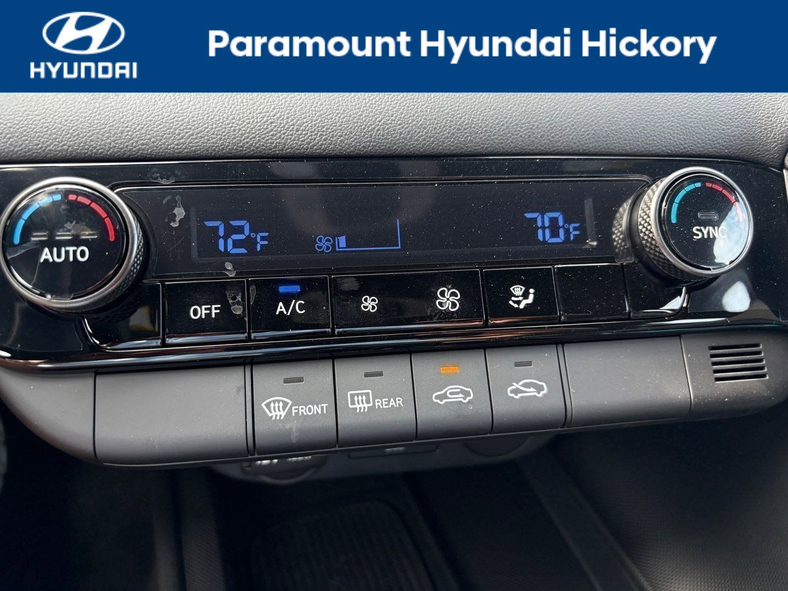 2025 Hyundai Elantra SEL Sport photo 11