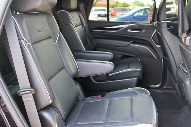 Used 2023 Black Cadillac Sport image 25