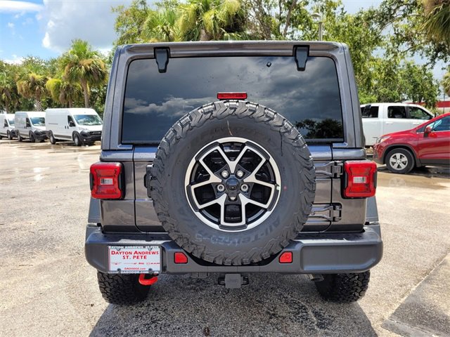 2025 Jeep Wrangler Rubicon photo 7