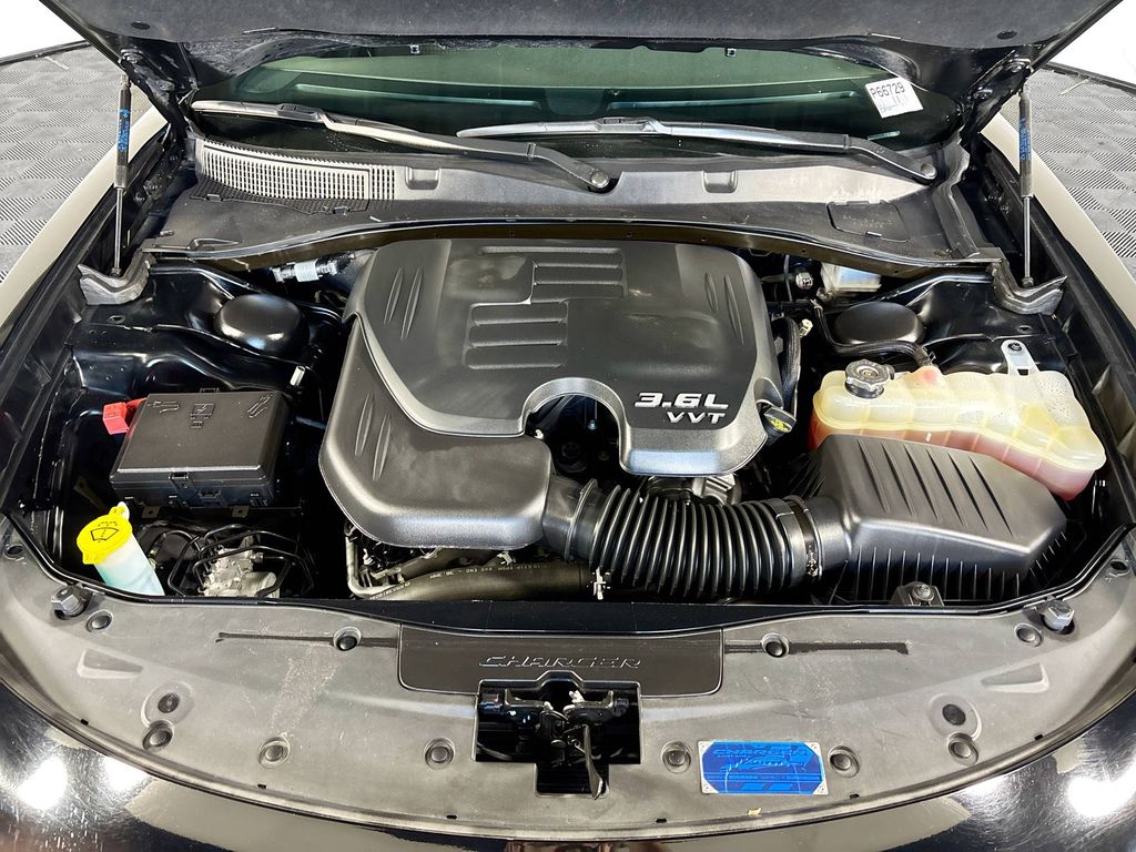 2023 Dodge Charger SXT photo 19