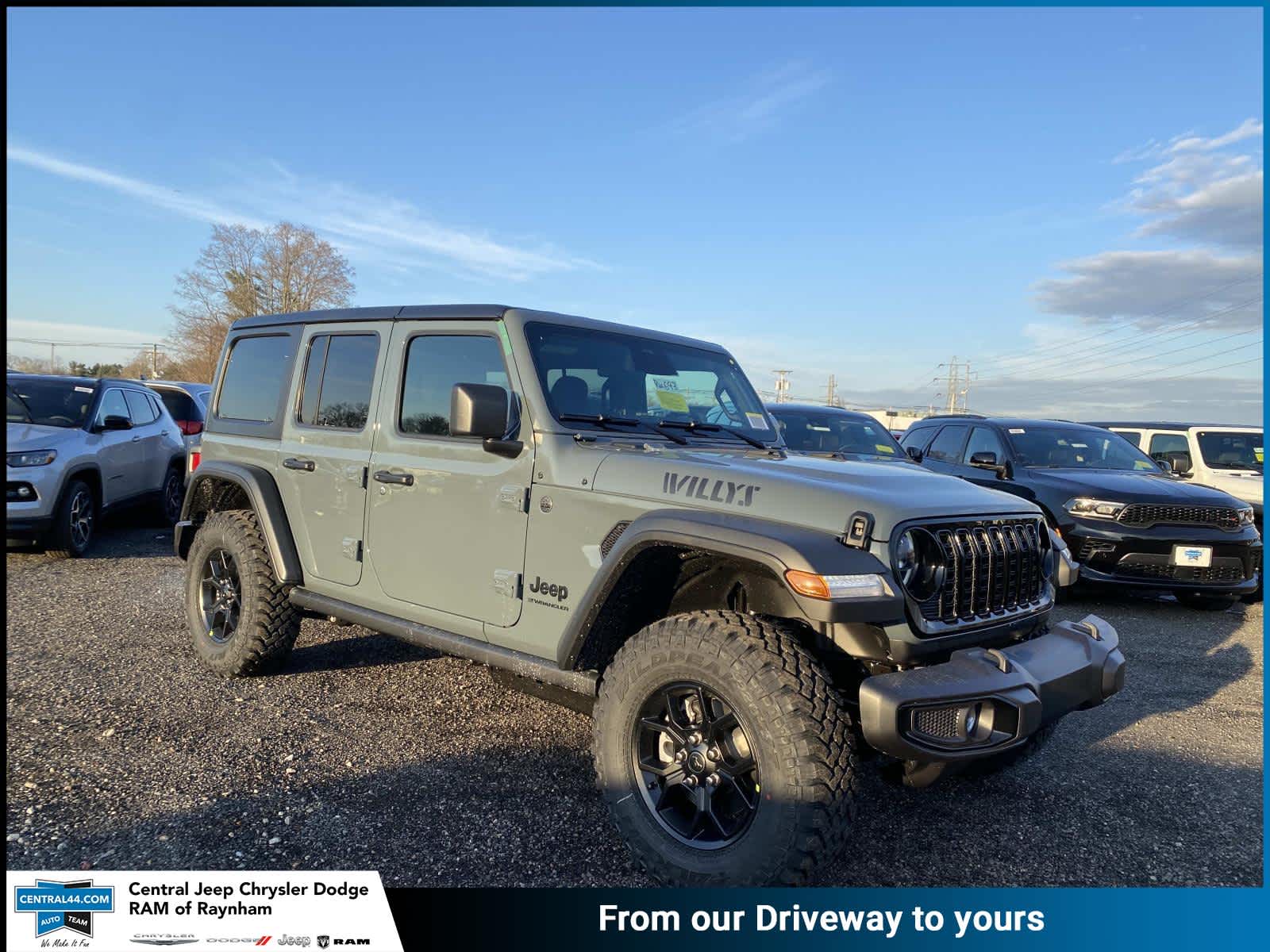 2026 Jeep Wrangler 4-Door Willys's photo