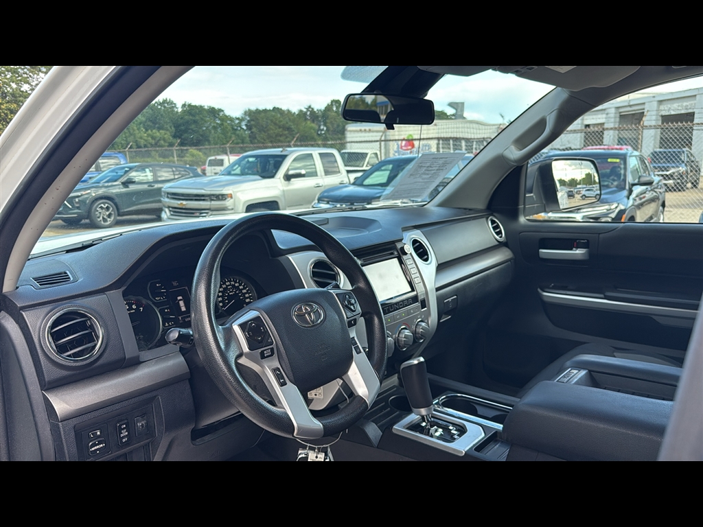 2019 Toyota Tundra SR5 Grade photo 7