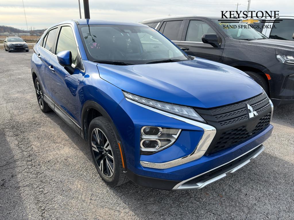 2024 Mitsubishi Eclipse Cross SE's photo