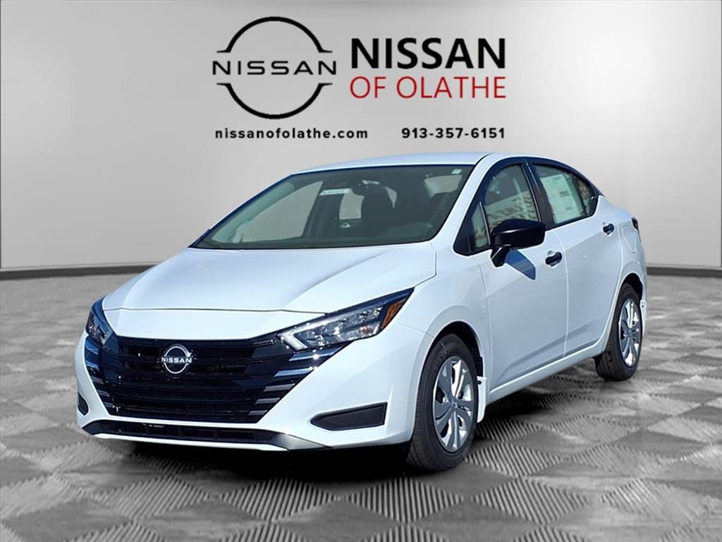 2025 Nissan Versa Sedan S's photo