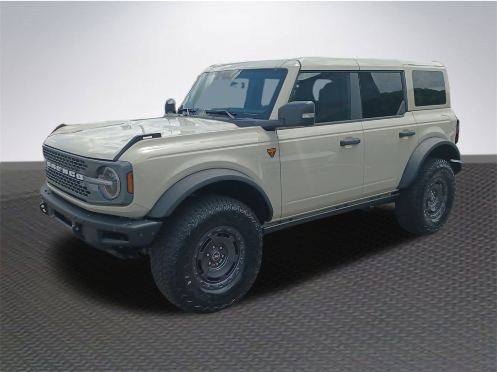 2025 Ford Bronco Badlands photo 2