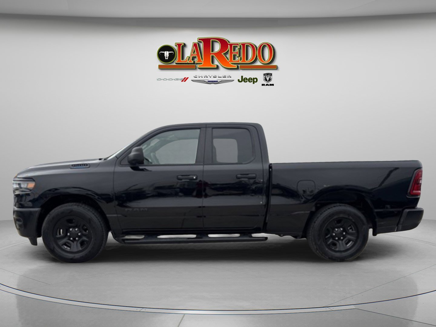 2025 Ram 1500 Tradesman photo 2