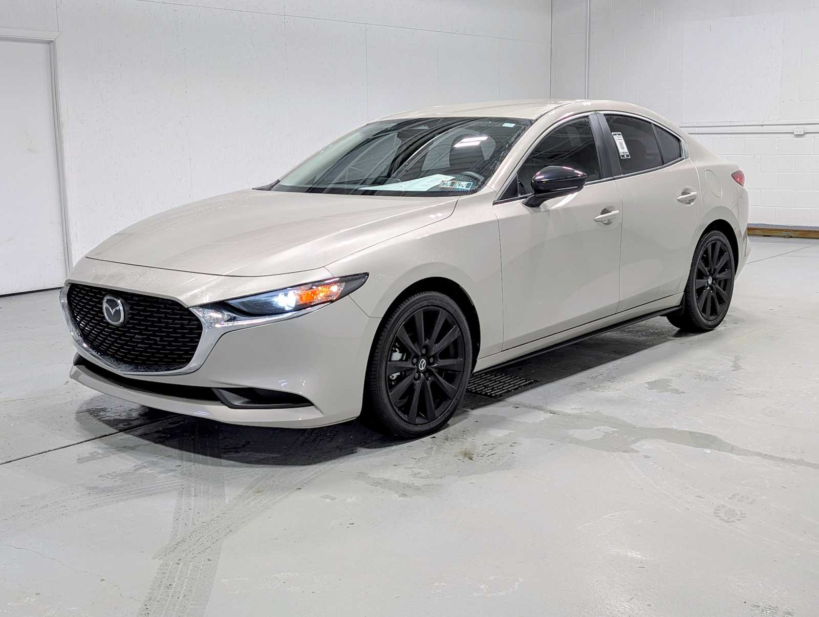 2025 Mazda Mazda3 Select Sport's photo