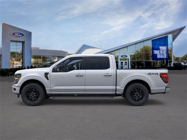 2025 Ford F-150 XLT photo 3