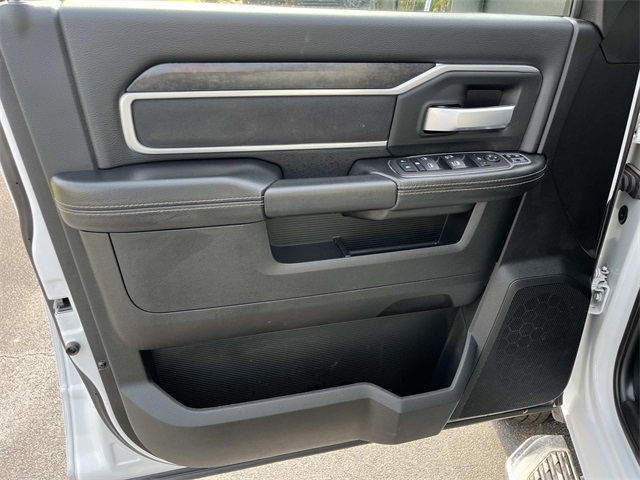 2024 Ram 3500 Big Horn photo 23