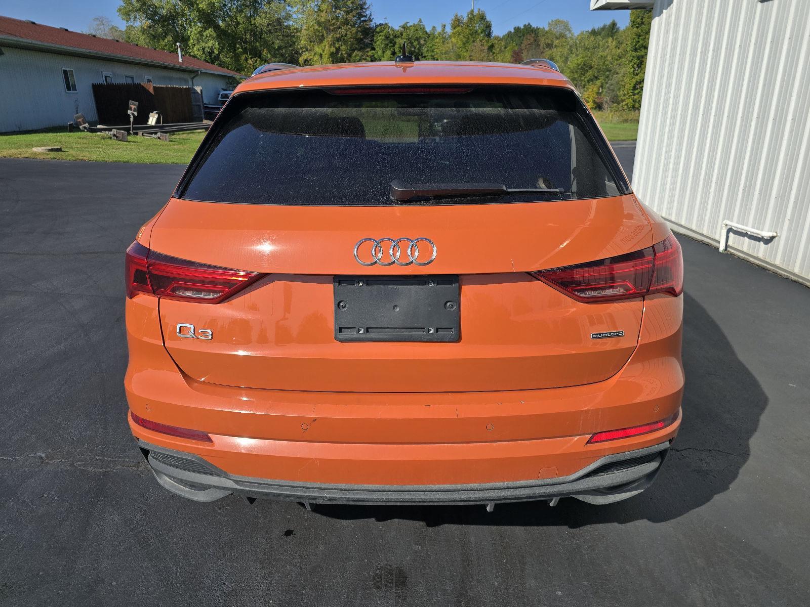 2023 Audi Q3 S line Premium photo 3