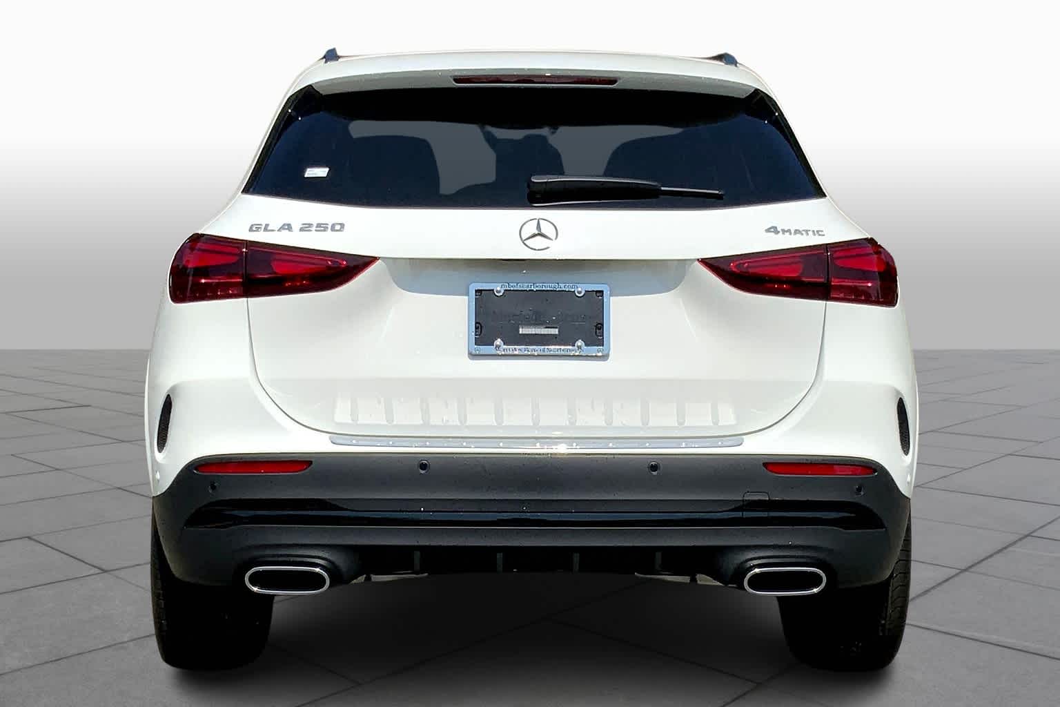 2025 Mercedes Benz GLA 250 4MATIC photo 4
