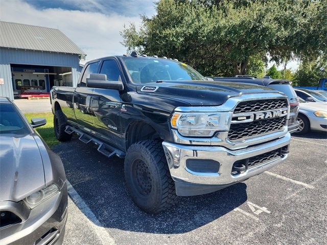 2019 Ram 3500 Tradesman photo 3