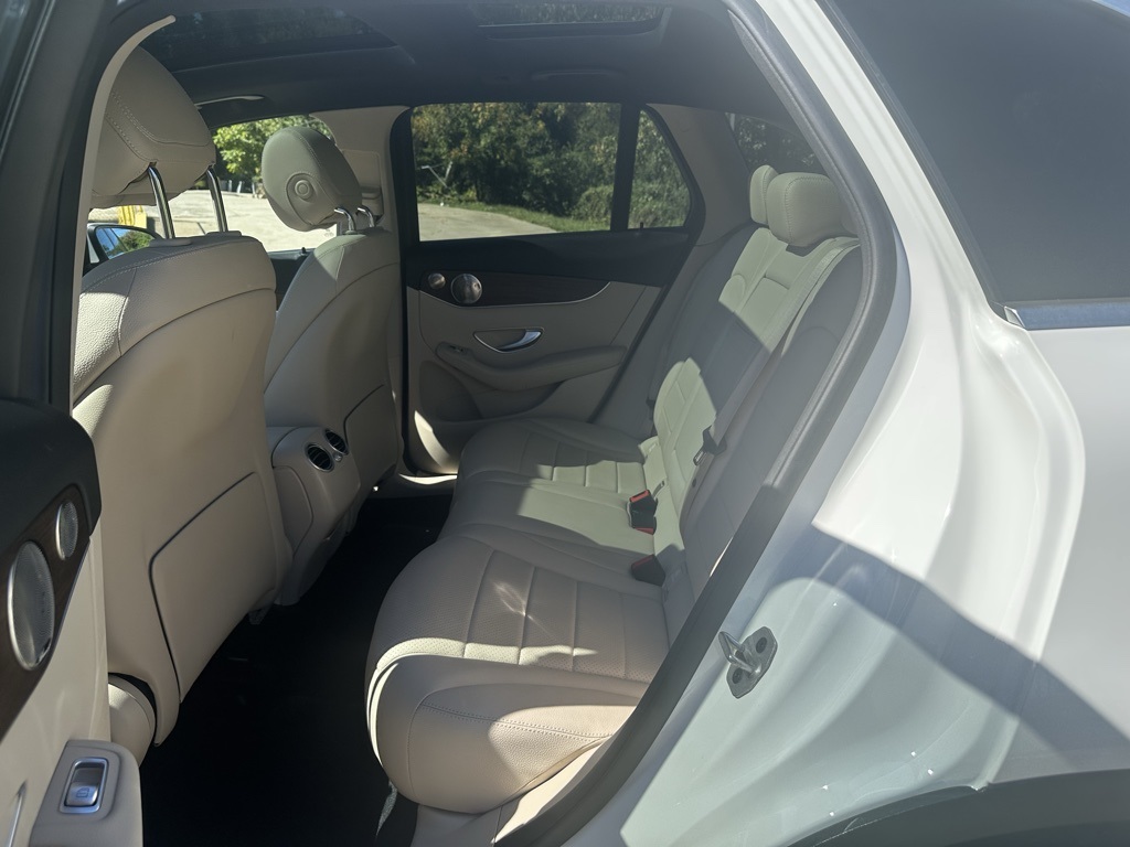 2021 Mercedes Benz GLC 300 4MATIC photo 13