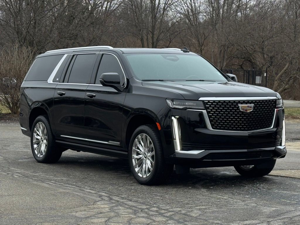 2023 Cadillac Escalade ESV Premium Luxury's photo
