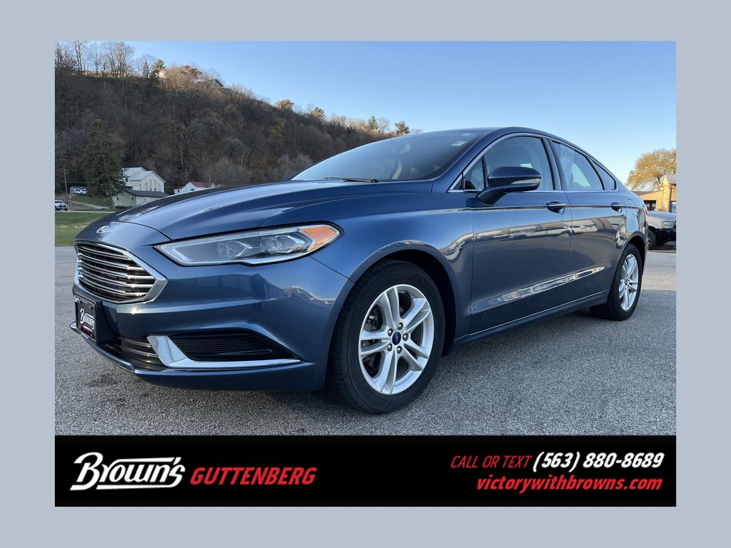 2018 Ford Fusion SE's photo