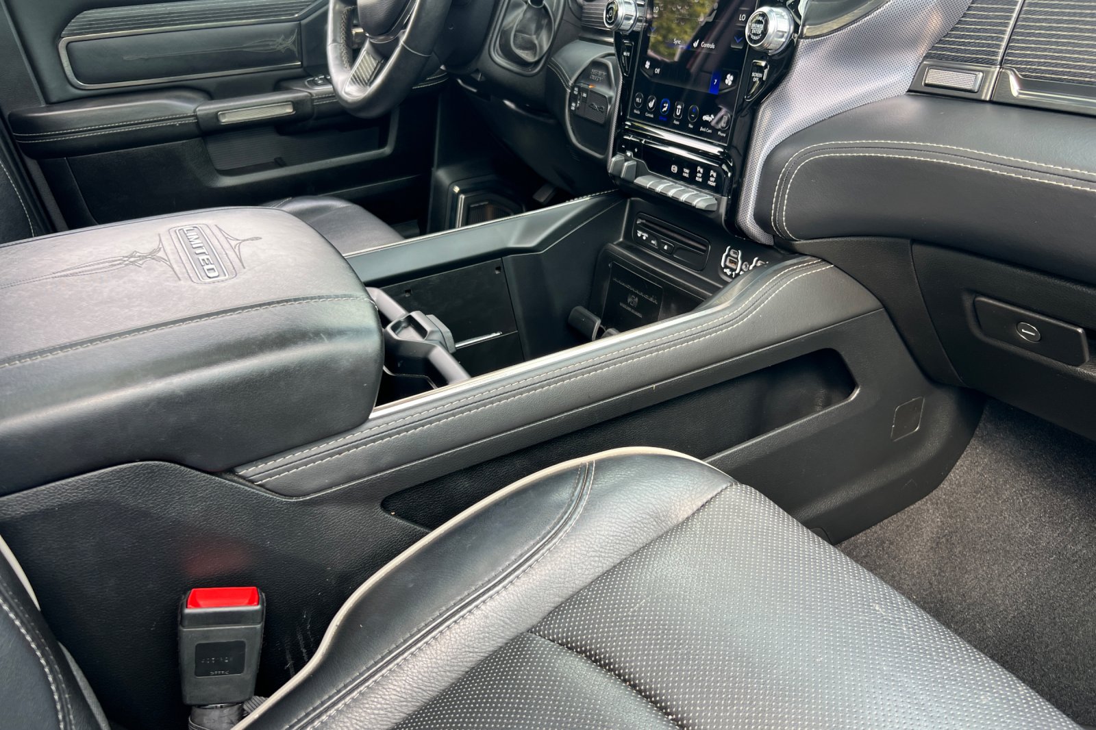 2019 Ram 2500 Limited photo 11