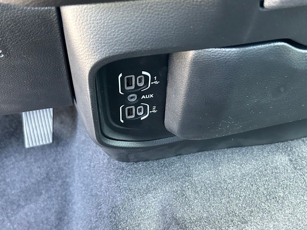 2026 Ram 1500 Tradesman photo 10