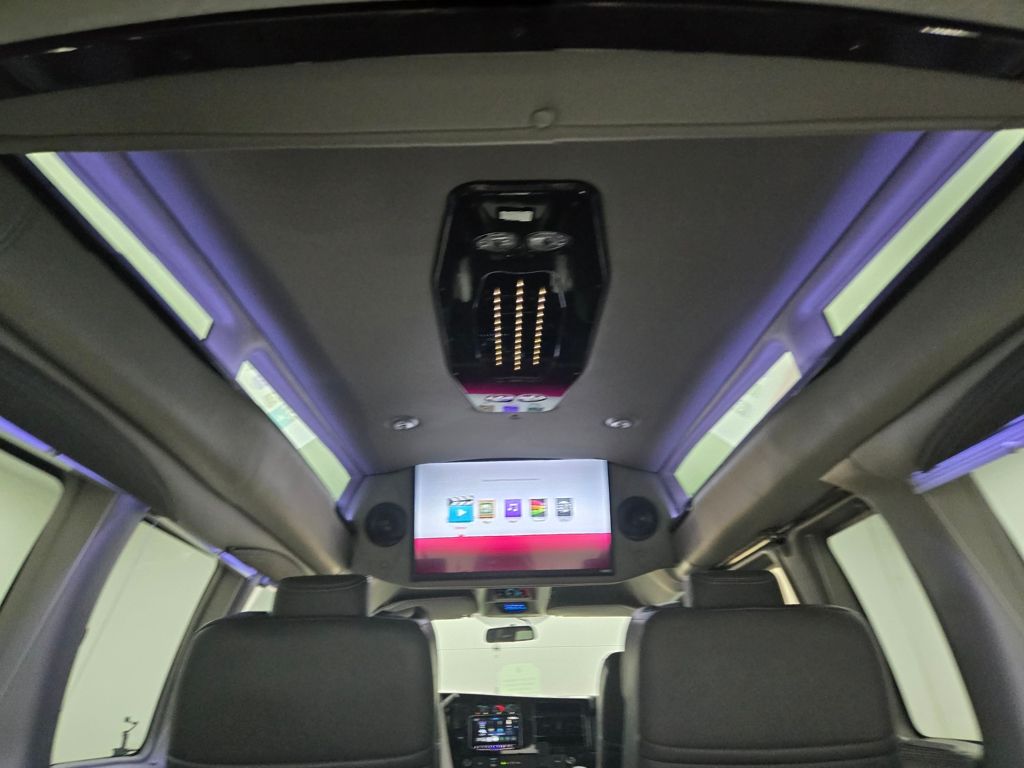 2023 Gmc Savana 2500 Cargo photo 7