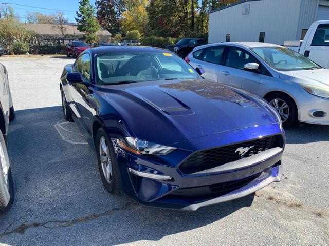 2020 Ford Mustang EcoBoost photo 2