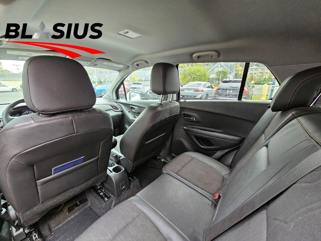 2022 Chevrolet Trax LT photo 15