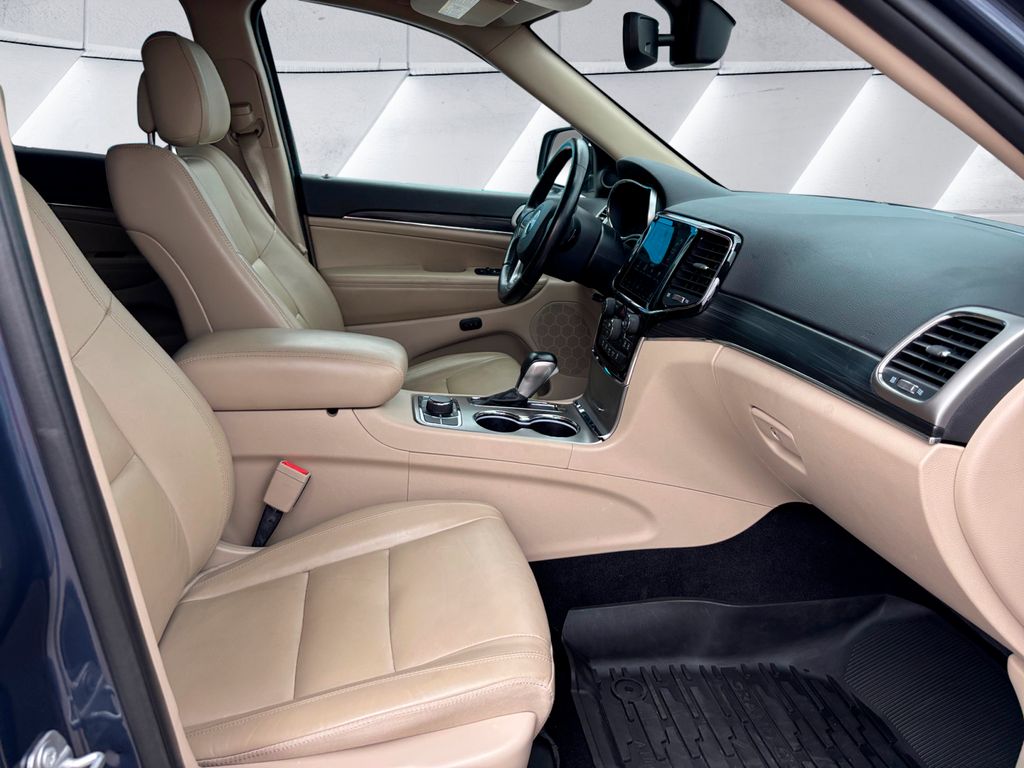 2021 Jeep Grand Cherokee Limited photo 13