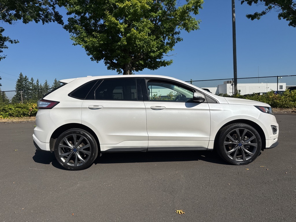 2018 Ford Edge Sport photo 7