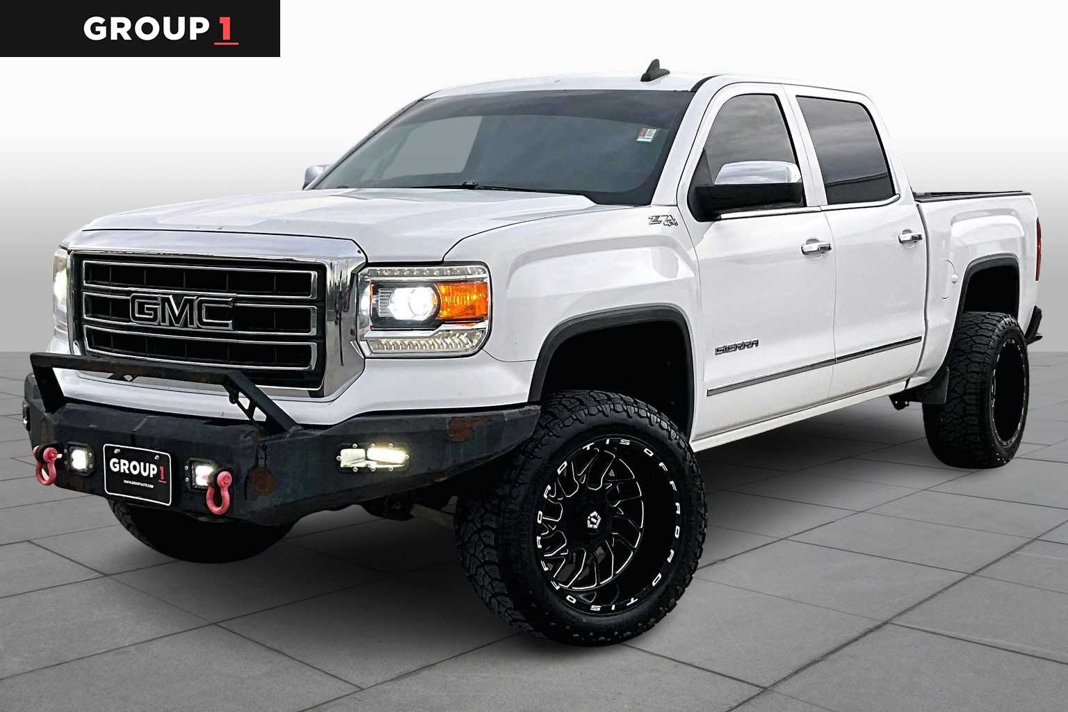 2015 GMC Sierra SLT's photo