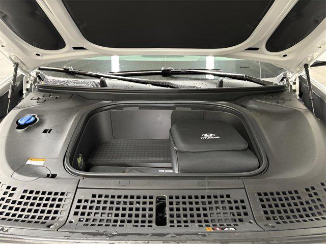 2026 Hyundai Ioniq SEL photo 29