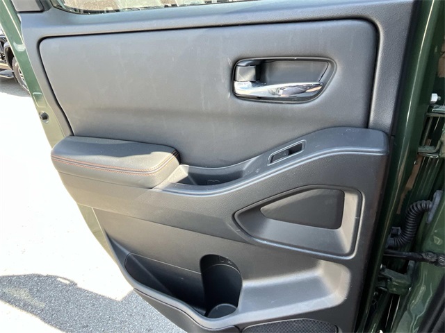 2022 Nissan Frontier PRO-4X photo 17