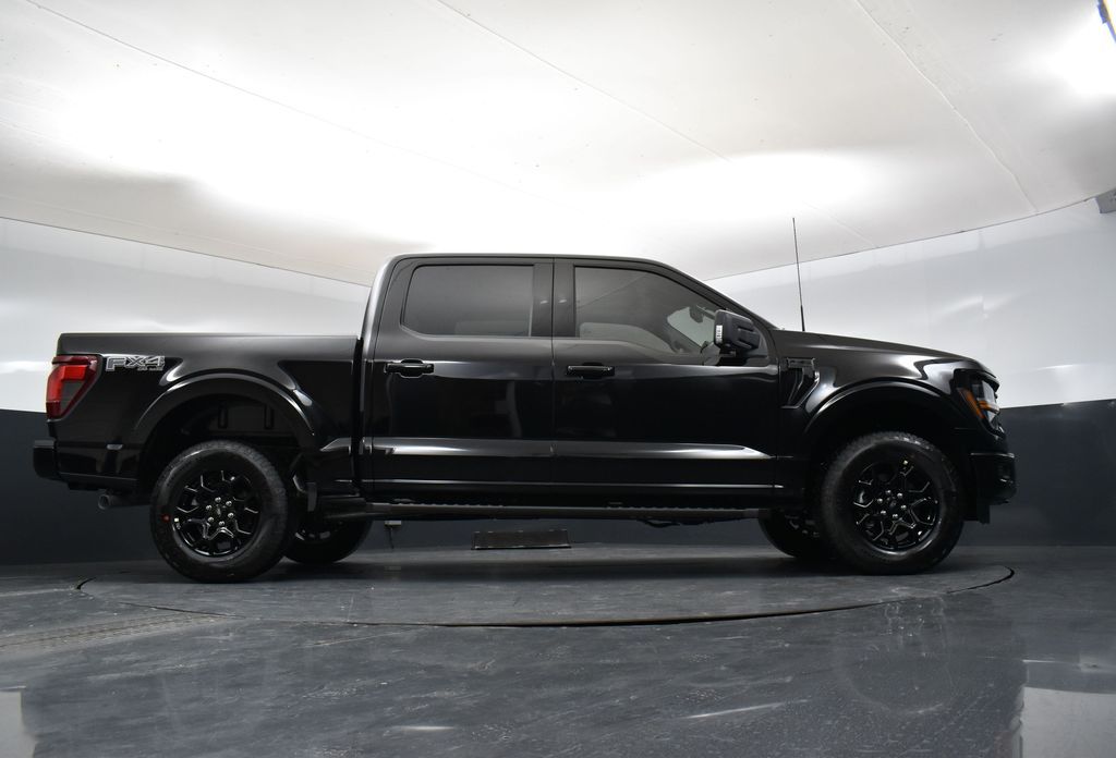 2025 Ford F-150 XLT photo 33