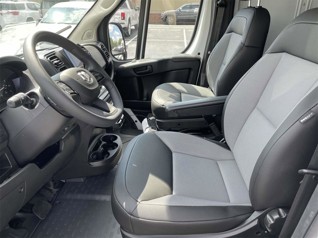2025 Ram ProMaster 1500 photo 21