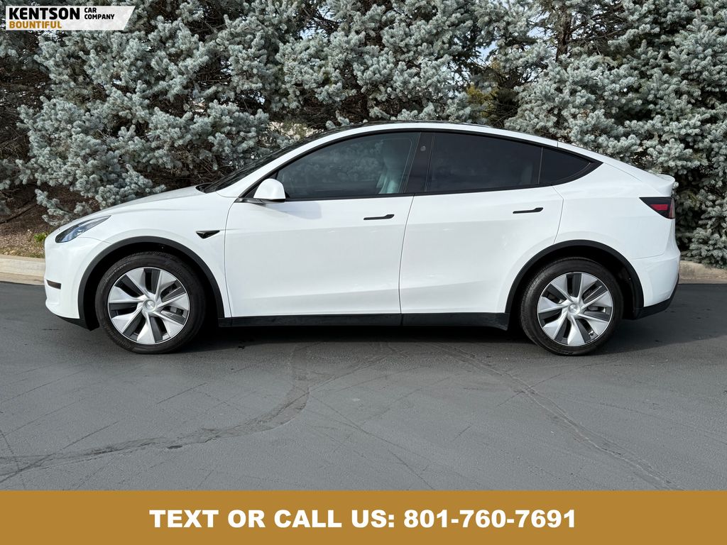 2023 Tesla Model Y Long Range photo 4