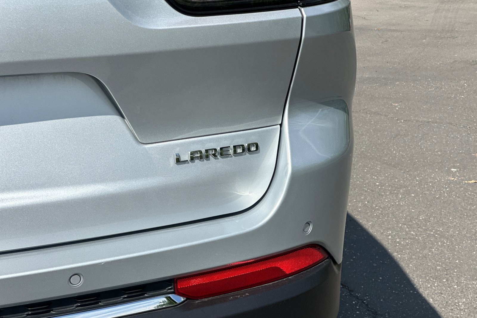 2023 Jeep Grand Cherokee Laredo Sport photo 24