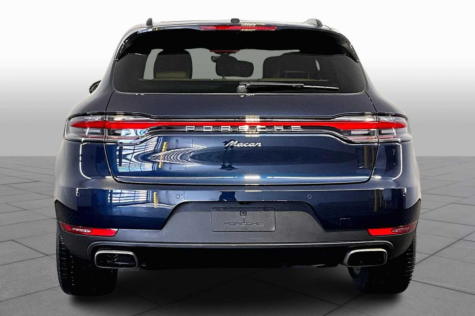 2021 Porsche Macan photo 4