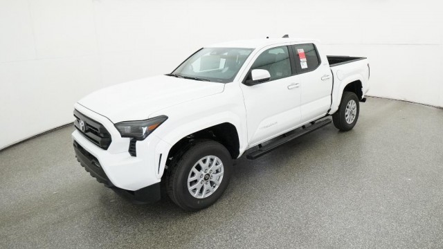 2026 Toyota Tacoma SR5's photo