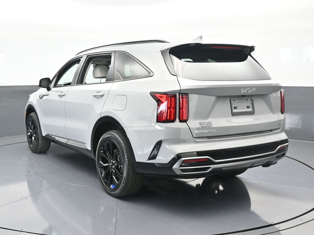 2023 Kia Sorento SX photo 4