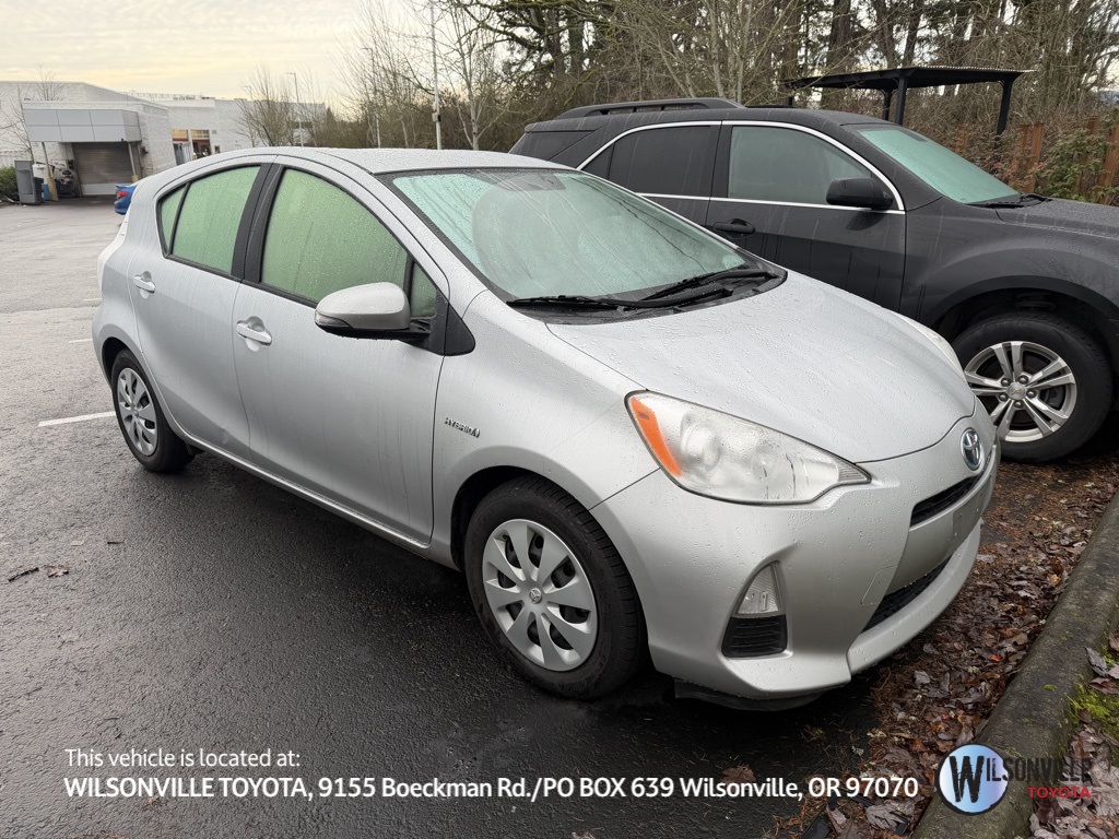 2012 Toyota Prius c Three's photo