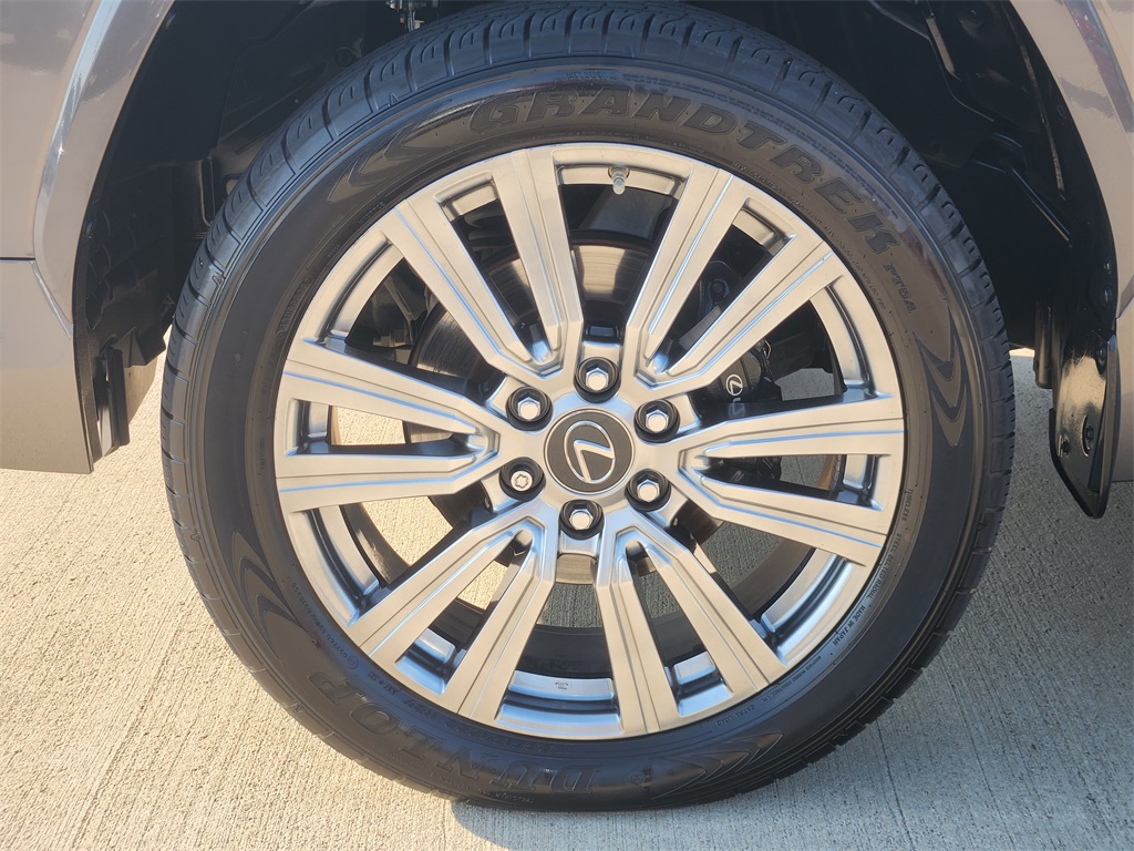 2023 Lexus LX 600 Ultra Luxury photo 9
