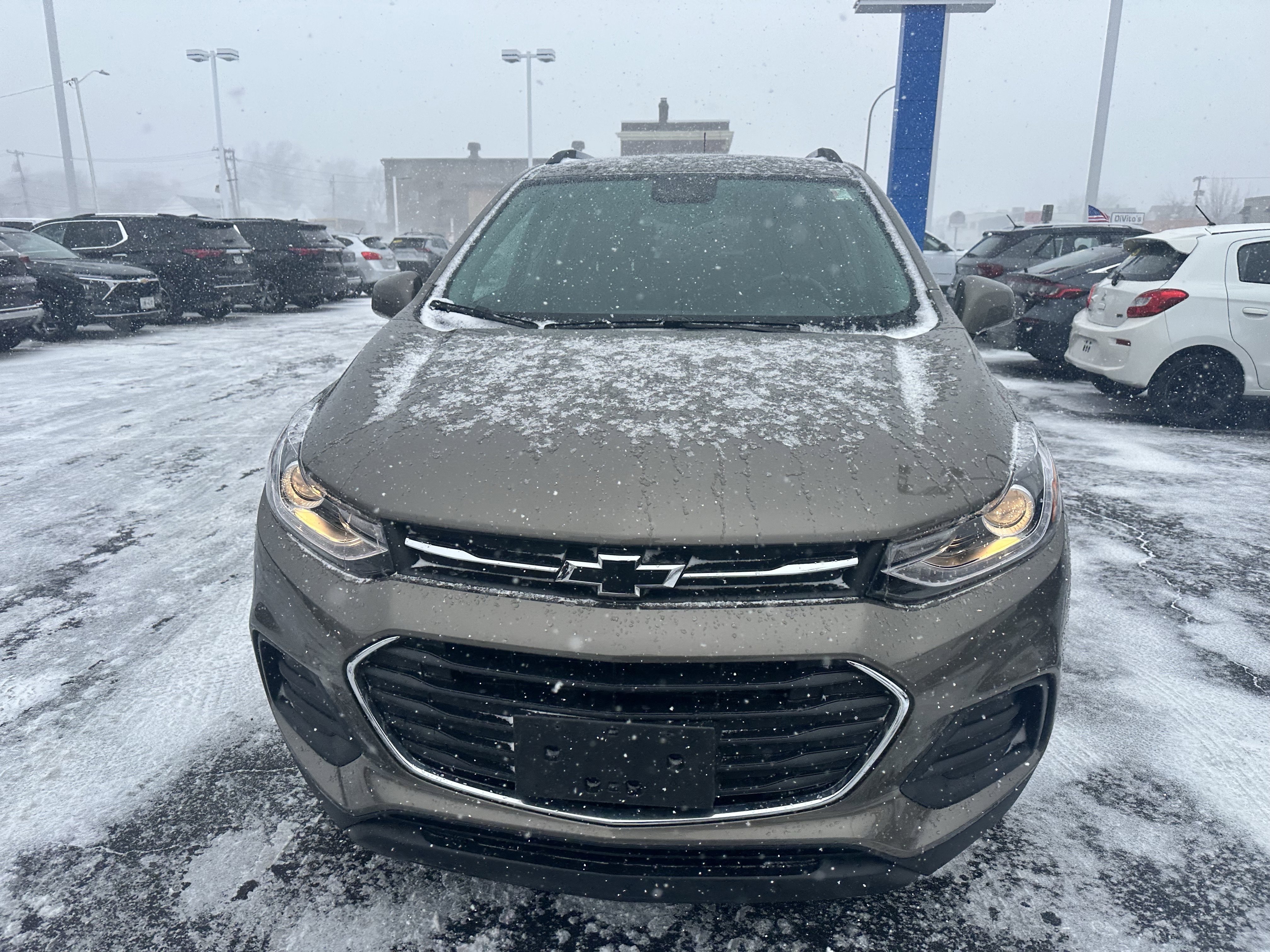 Certified 2022 Chevrolet Trax LT with VIN KL7CJPSM0NB523742 for sale in Kenmore, NY