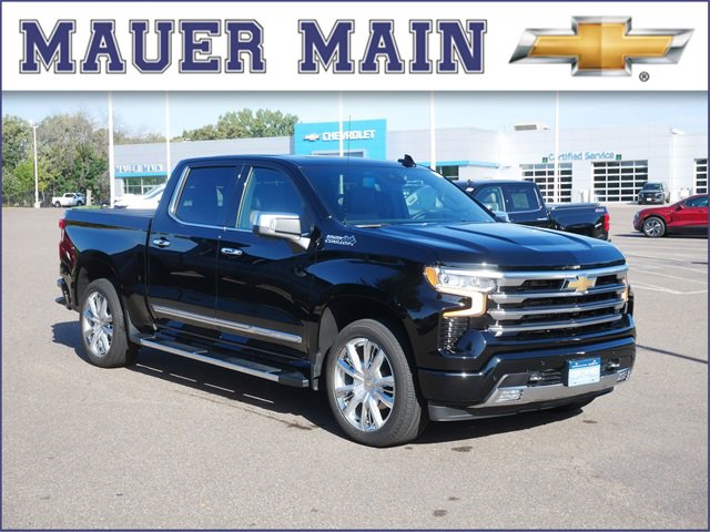 2025 Chevrolet Silverado 1500 High Country's photo