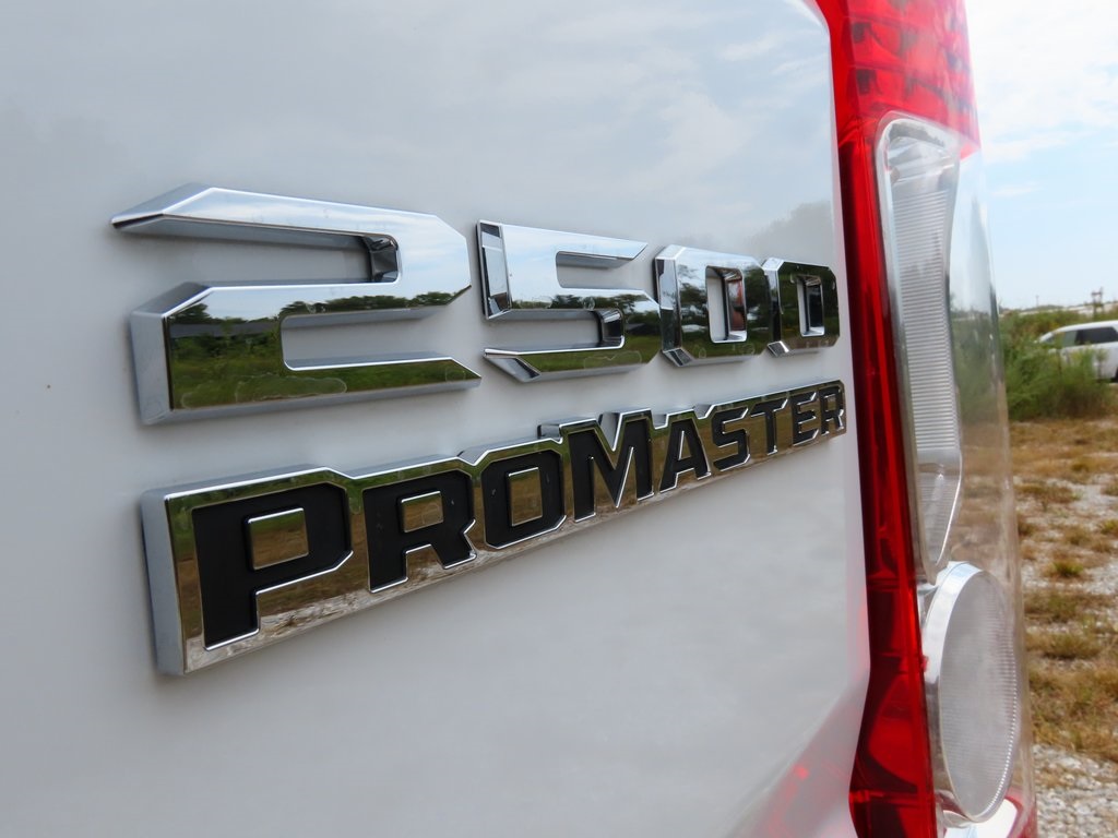 2025 Ram ProMaster 2500 photo 13