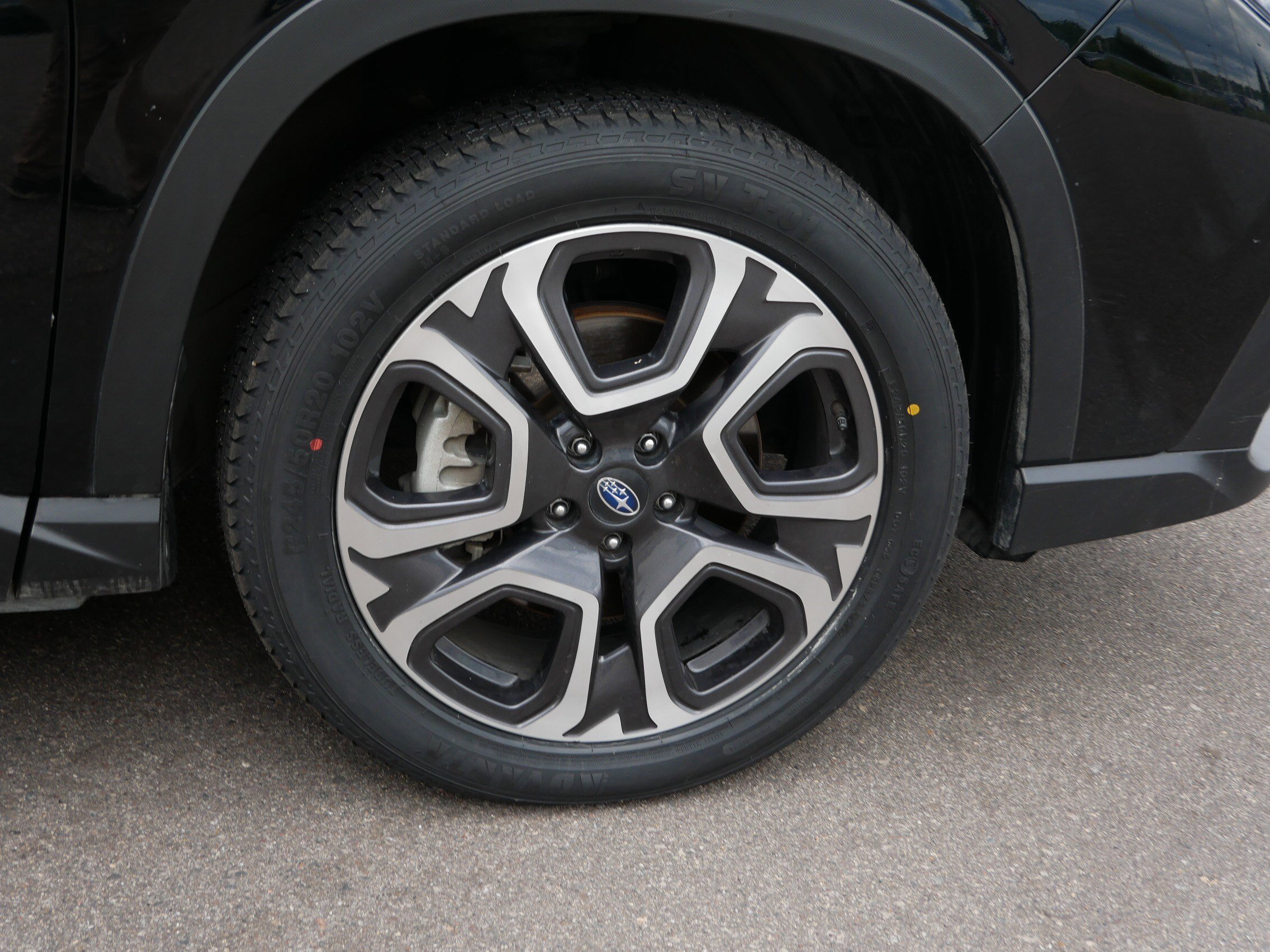 2023 Subaru Ascent Limited photo 15