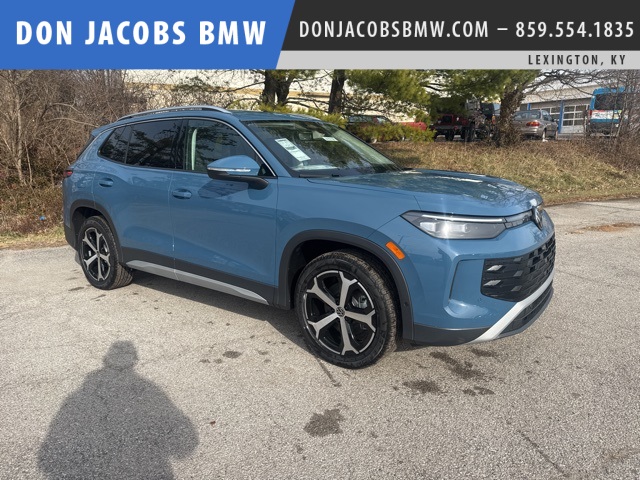 2026 Volkswagen Tiguan SE's photo