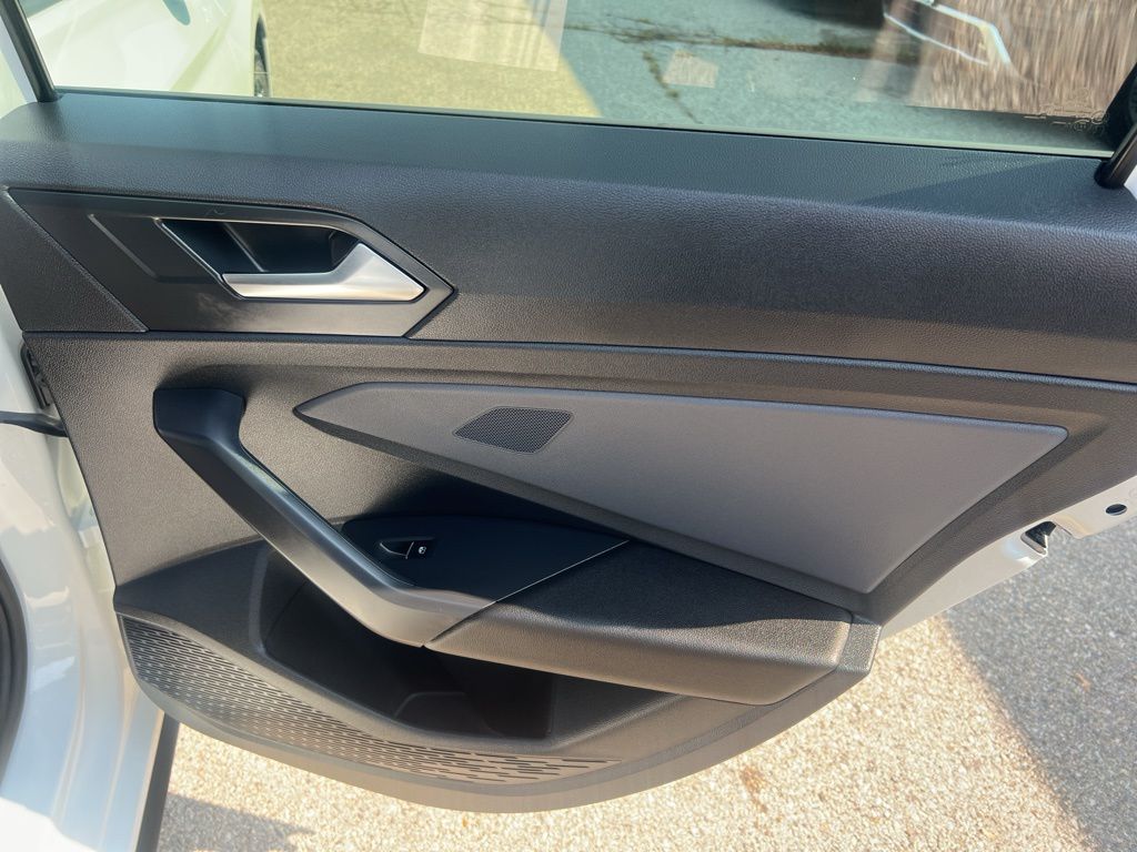 2025 Volkswagen Jetta GLI 2.0T Autobahn photo 12