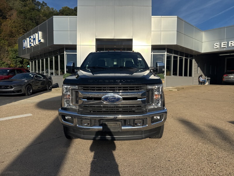2017 Ford F-250 XLT photo 2
