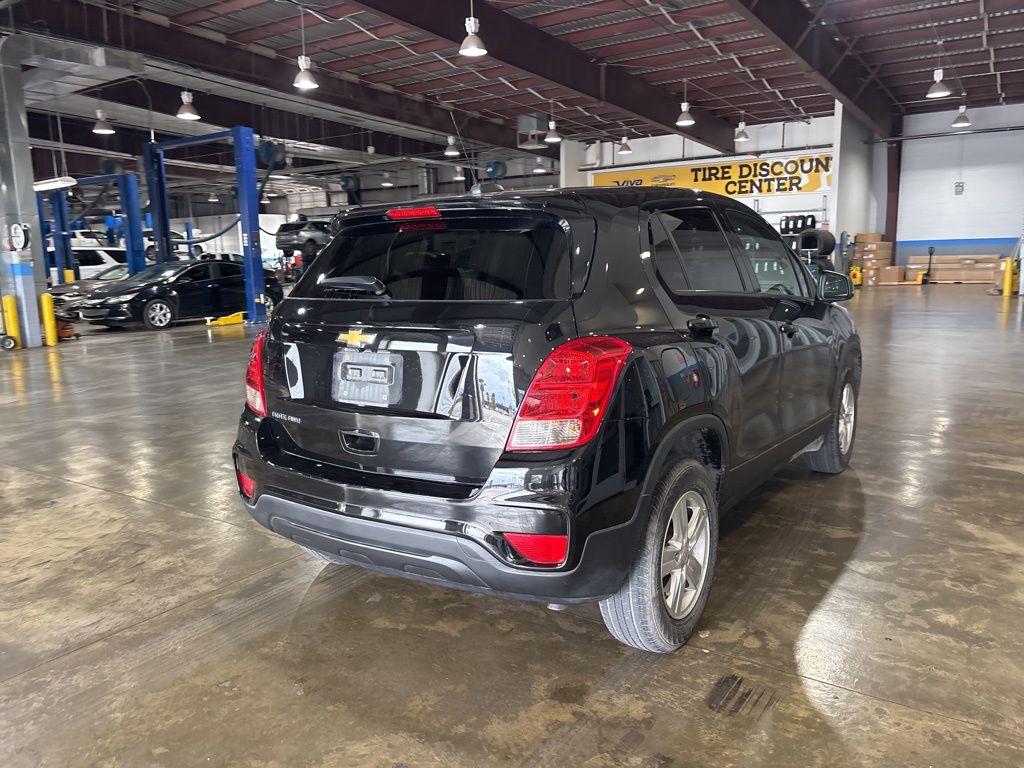 2022 Chevrolet Trax LS photo 6
