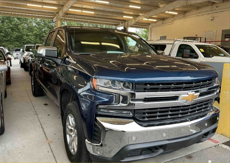 2021 Chevrolet Silverado 1500 photo 3