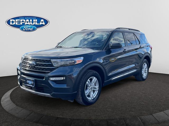 2022 Ford Explorer XLT's photo