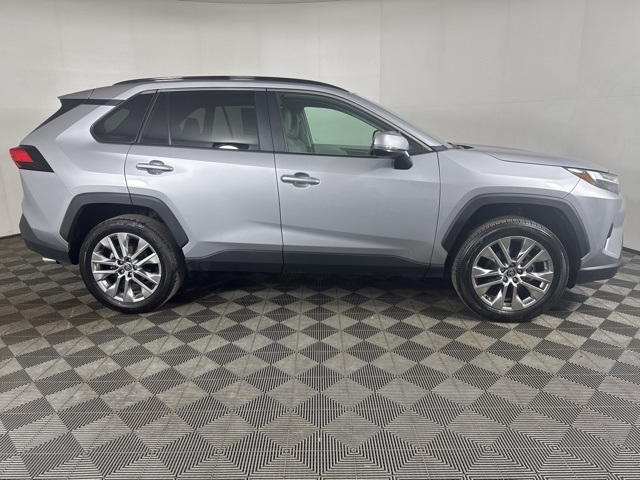 Certified 2025 Toyota RAV4 XLE Premium with VIN 2T3A1RFV7SW531493 for sale in Kansas City