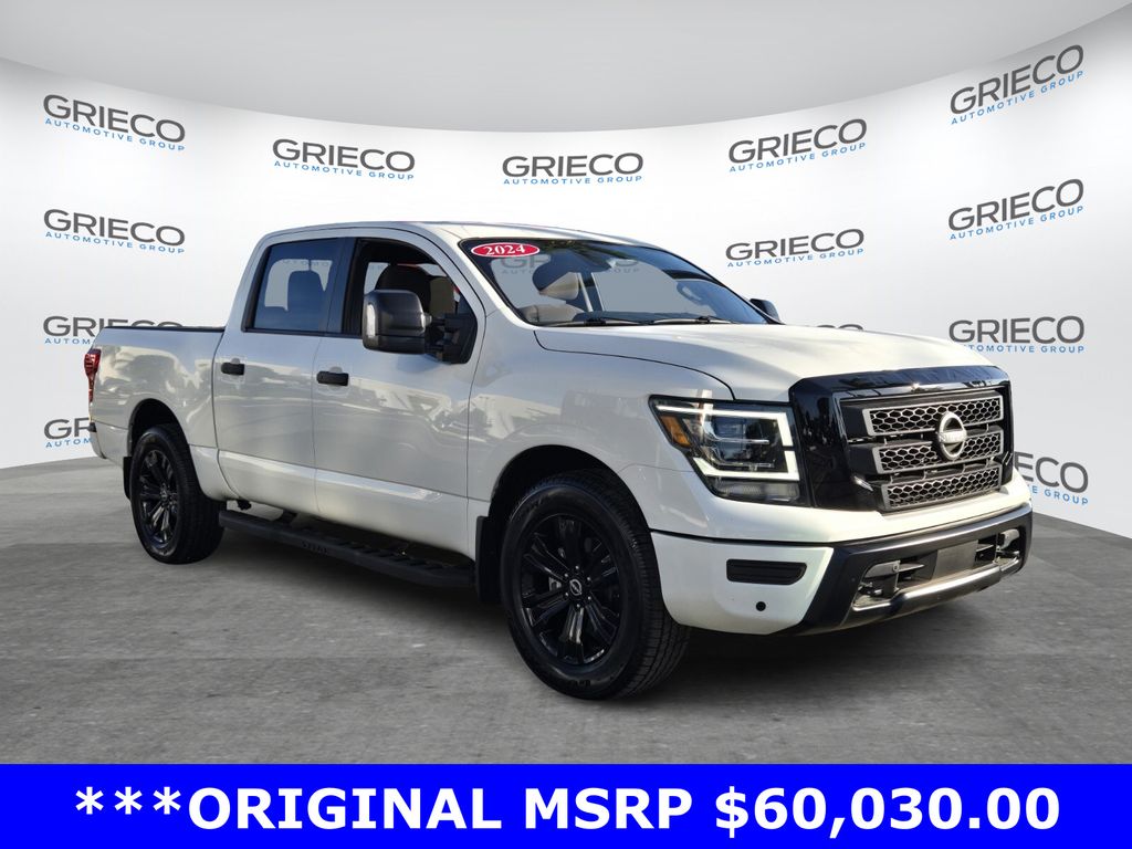 2024 Nissan Titan SV
